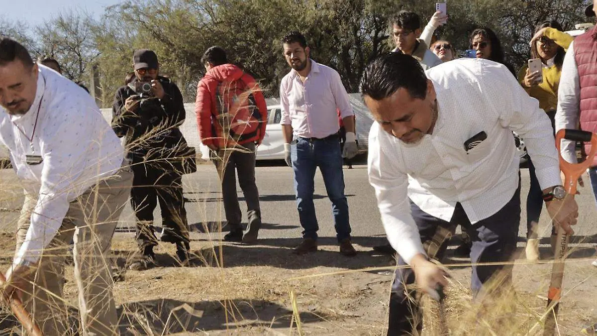 LIMPIEZA DREN DE VALSEQUILLO 1 Ayto Tehuacan